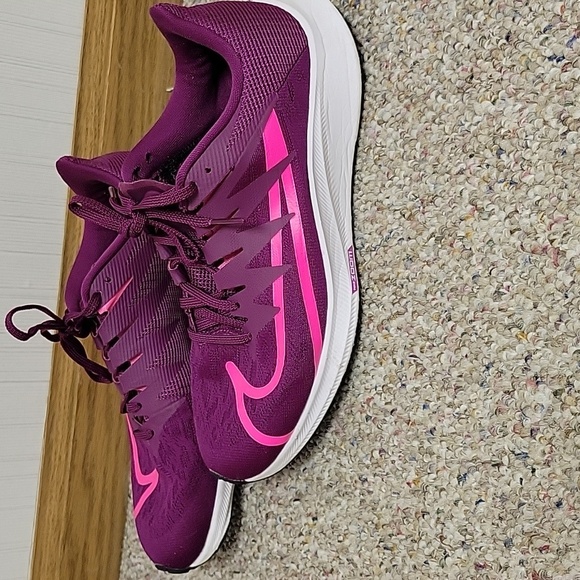Nike Zoom Rival Fly Women's Purple Pink Running Shoes Sz 7.5 - Picture 2 of 11